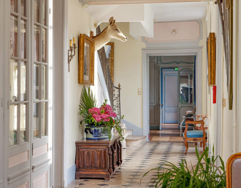 Chateau-_Salons_-3_Flipped