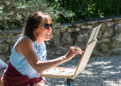 Happy-Painter-Painting-400×284