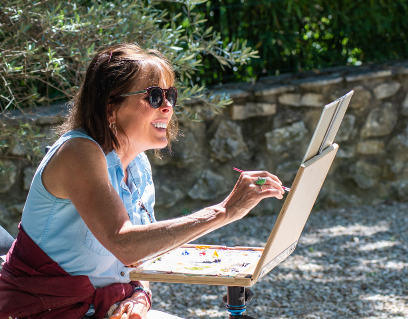 Happy-Painter-Painting