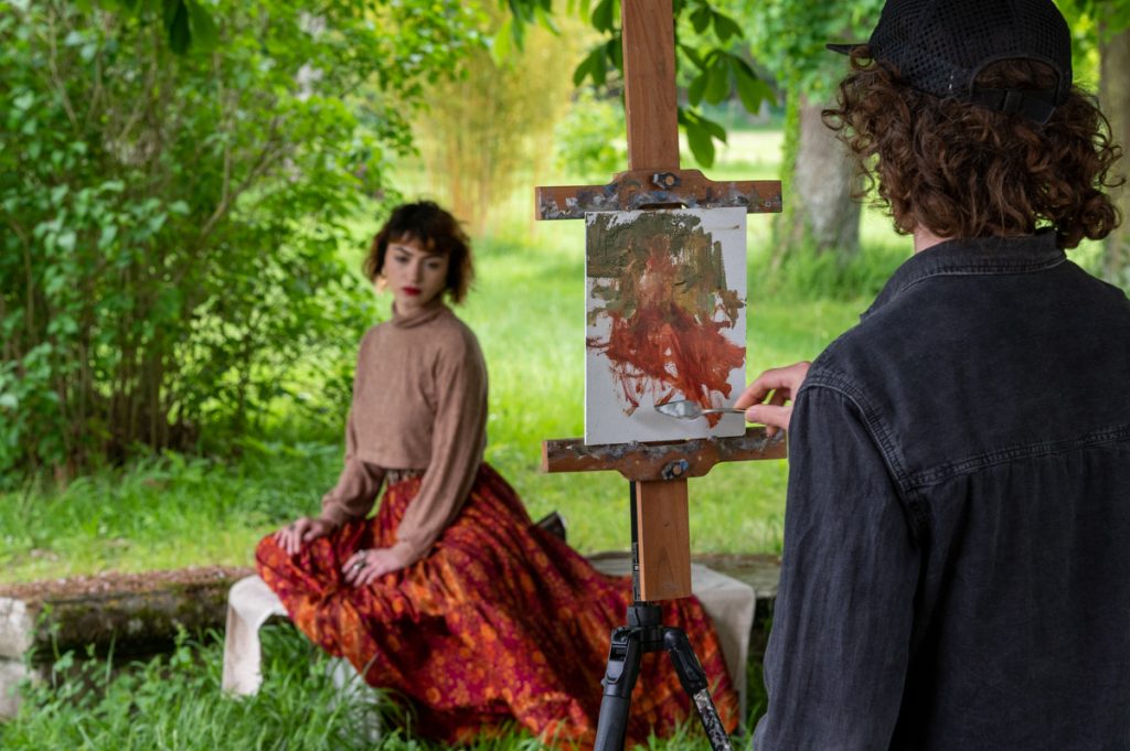 Petite-Retreat-Painting-Model